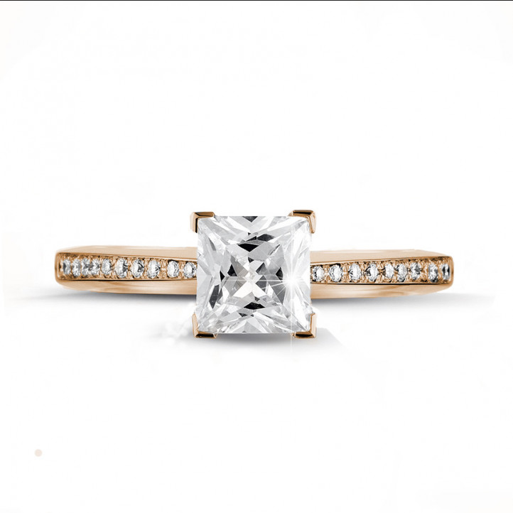 2.00 karaat solitaire ring in rood goud met princess diamant en zijdiamanten