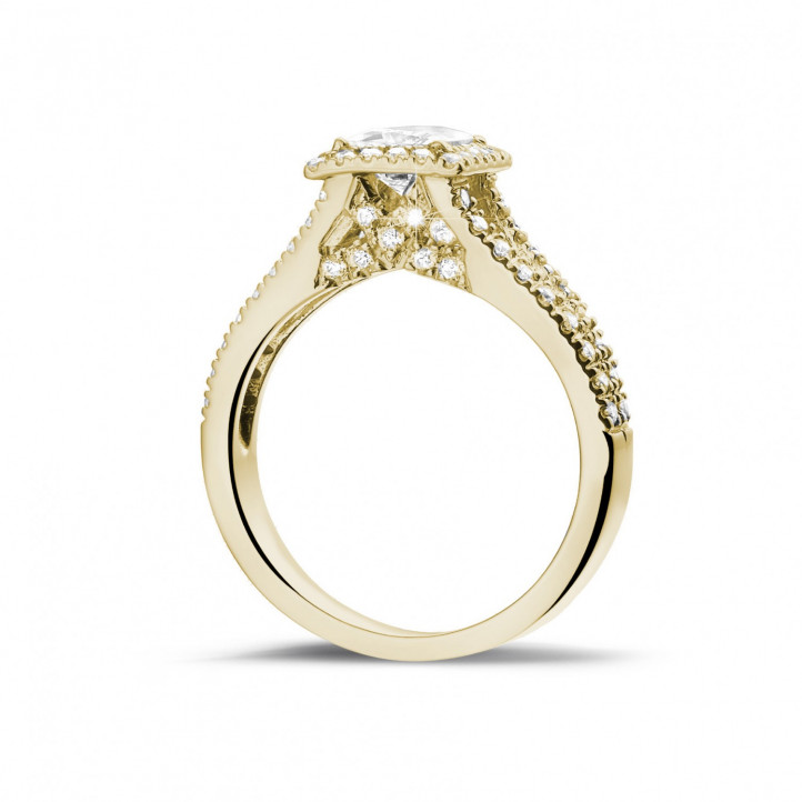 0.70 karaat solitaire ring in geel goud met princess diamant en zijdiamanten