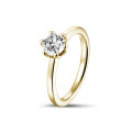 0.70 karaat solitaire ring in geel goud met ronde diamant