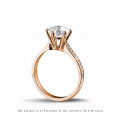 2.50 karaat diamanten solitaire ring in rood goud met zijdiamanten