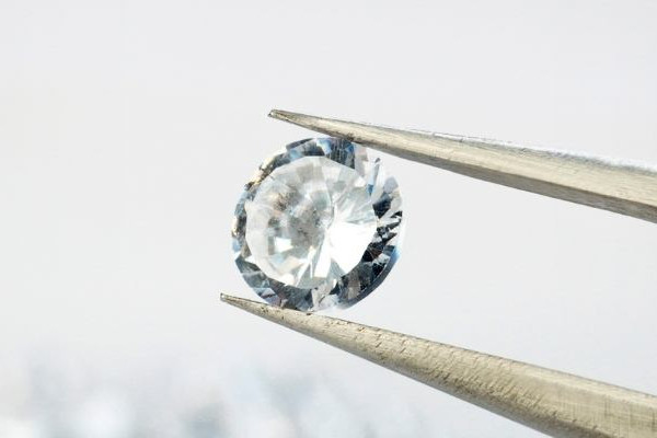 het verschil tussen karaat en kwaliteit van een diamant