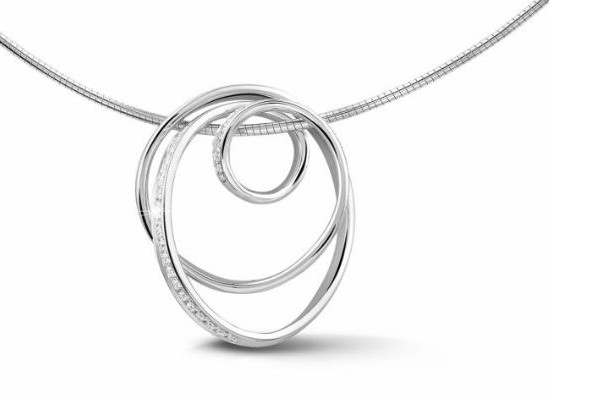 Waarom zou ik een diamanten ketting van Elke Peeters dragen?