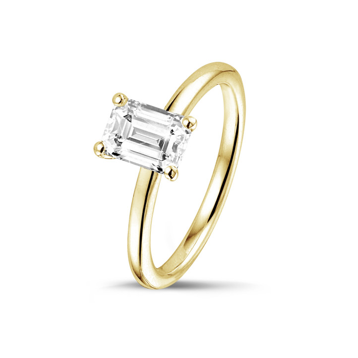 1.00 karaat solitaire ring met een emerald cut diamant in geel goud