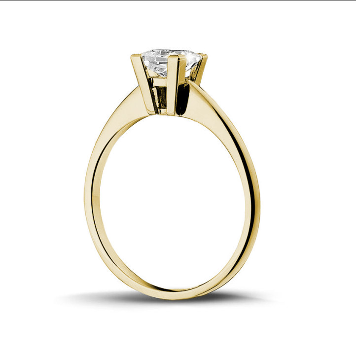 0.90 karaat solitaire ring in geel goud met princess diamant