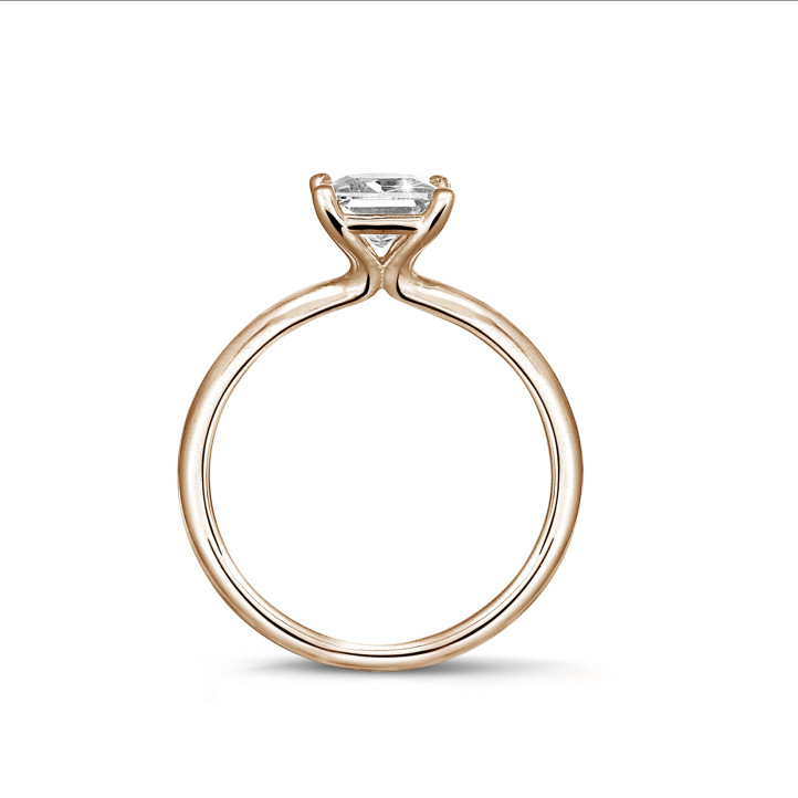 1.50 karaat solitaire ring met een princess diamant in rood goud