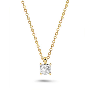 Halskettingen - 1.00 karaat solitaire hanger in geel goud met cushion diamant