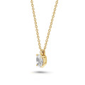 1.00 karaat solitaire hanger in geel goud met ovale diamant
