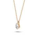 1.00 karaat solitaire hanger in rood goud met peervormige diamant