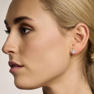 Oorbellen - 2.00 karaat solitaire oorbellen in wit goud met peervormige diamanten