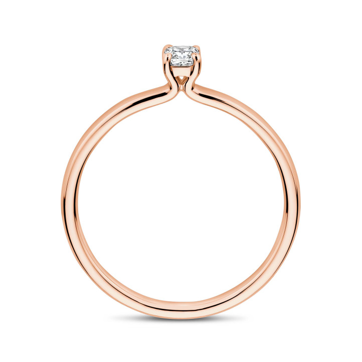 0.15 karaat solitaire ring met een radiant geslepen diamant in roodgoud
