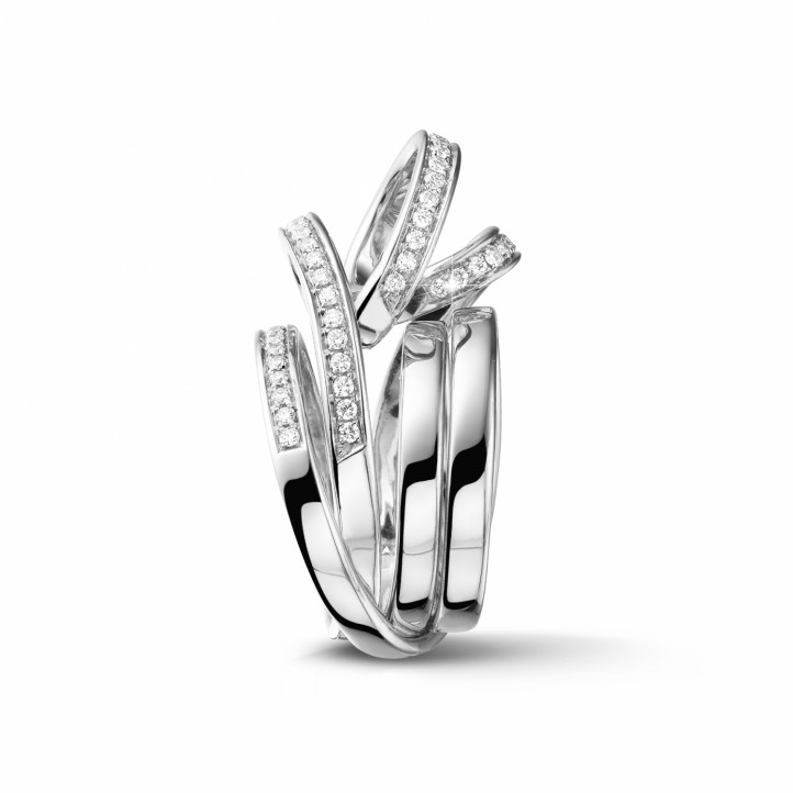 0.77 karaat diamanten design ring in wit goud