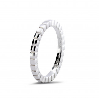 Trouwringen modern - Geblokte combinatie ring in wit goud