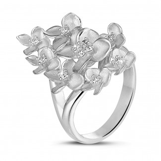 Flowers - 0.30 karaat diamanten design bloemenring in wit goud