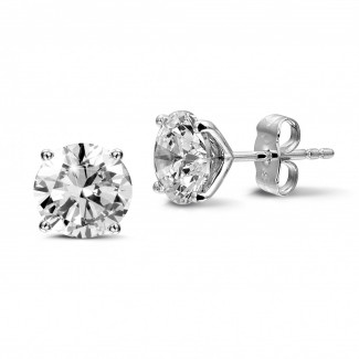 Exclusieve juwelen - 4.00 karaat klassieke oorbellen in wit goud met vier griffen en ronde diamanten van uitzonderlijke kwaliteit (D-IF-EX)