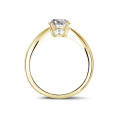 1.20 karaat solitaire ring in geel goud met ovale diamant