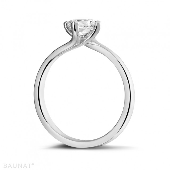 0.70 karaat solitaire ring in wit goud met princess diamant