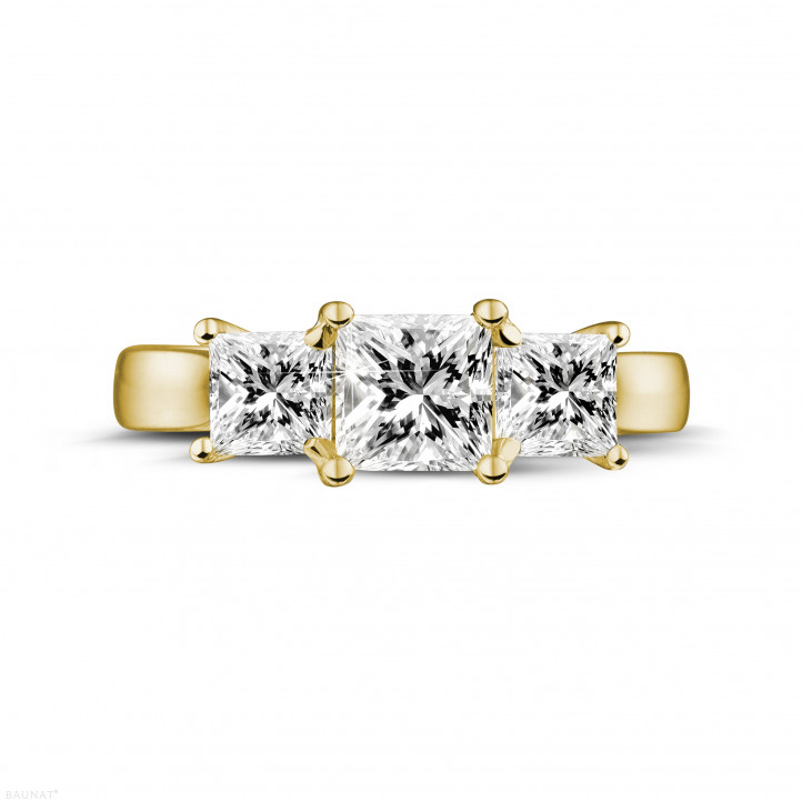1.50 karaat trilogie ring in geel goud met princess diamanten