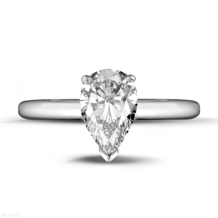 1.50 karaat solitaire ring in platina met peervormige diamant