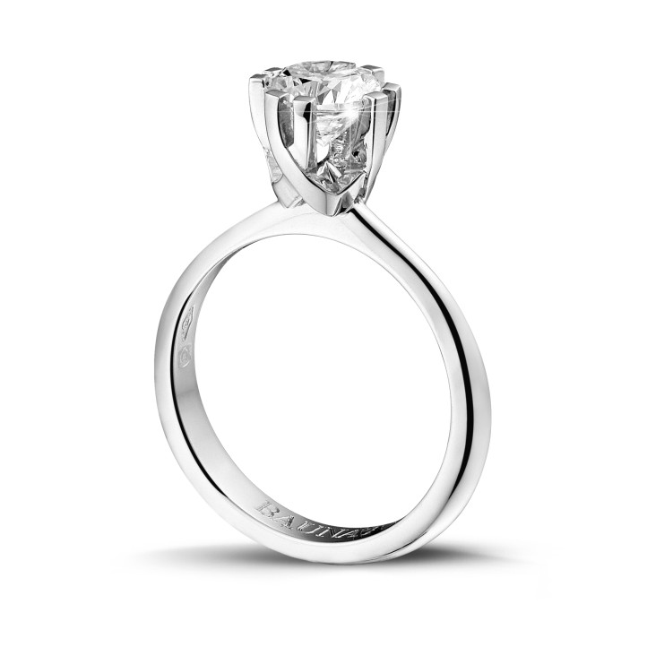 设计系列 1.25克拉八爪白金钻石戒指
