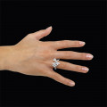 设计系列0.55克拉白金钻石蜻蜓舞花戒指